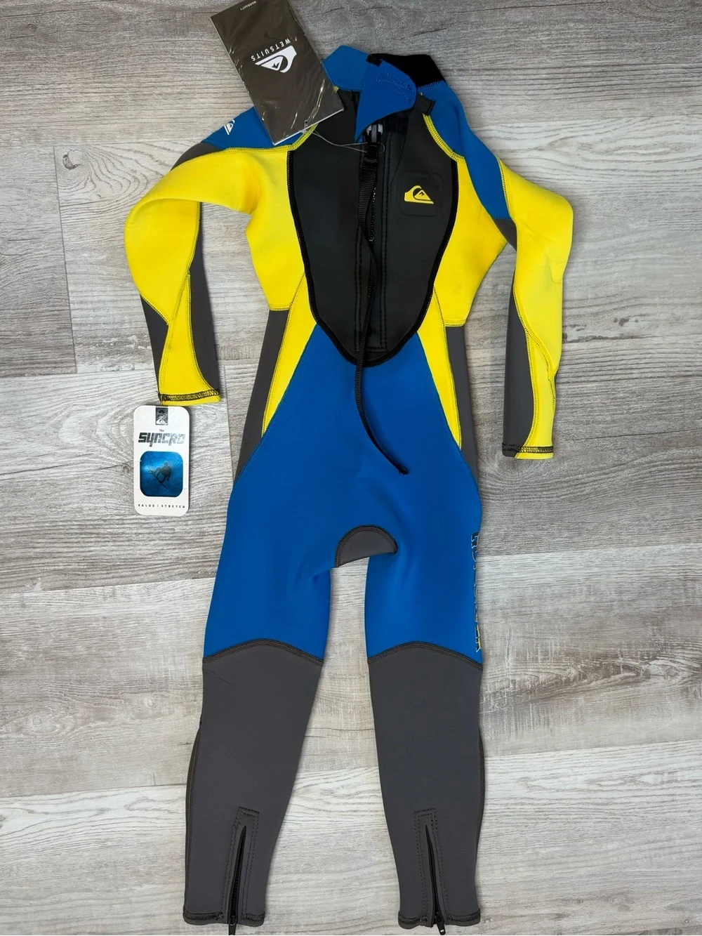 Quiksilver Kids Syncro 3/2 mm Back-Zip Full Body Wetsuit Size 4 NWT